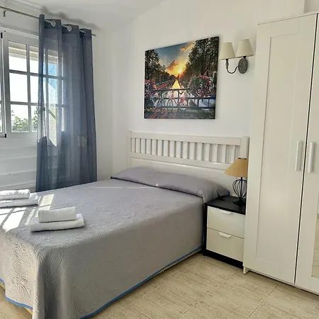 Pambnb - House Near To Beach, Terrace, Fiber Wi-fi, Bbq בית נופש